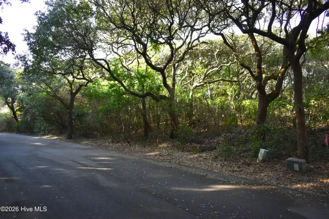 $985,000 | 118 Sea Isle Drive, Indian Beach, NC 28512