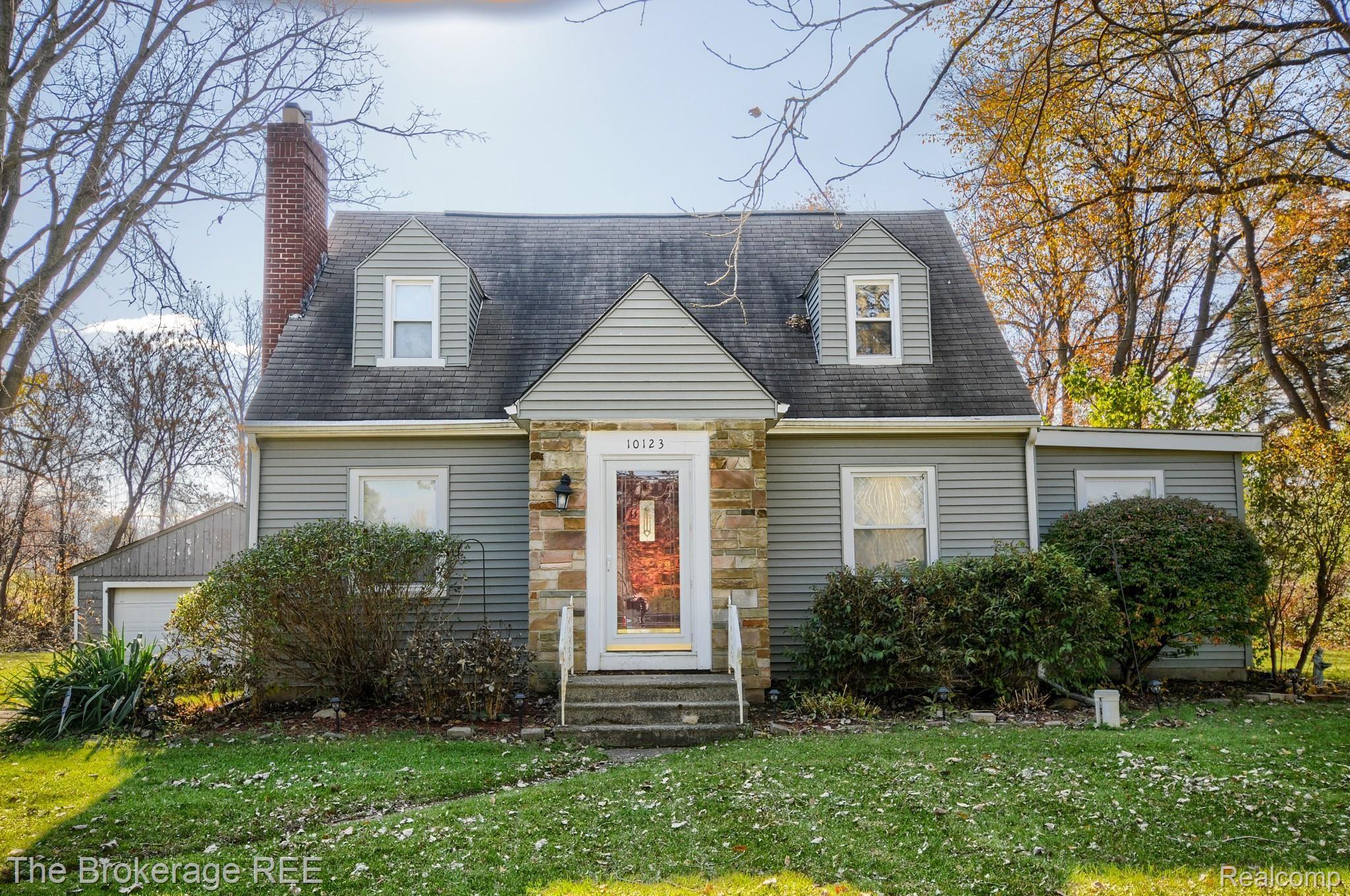 10123 Corunna Road Swartz Creek, MI 48473 - Photo 1 of 30 DSC_0686-HDR(5).jpg