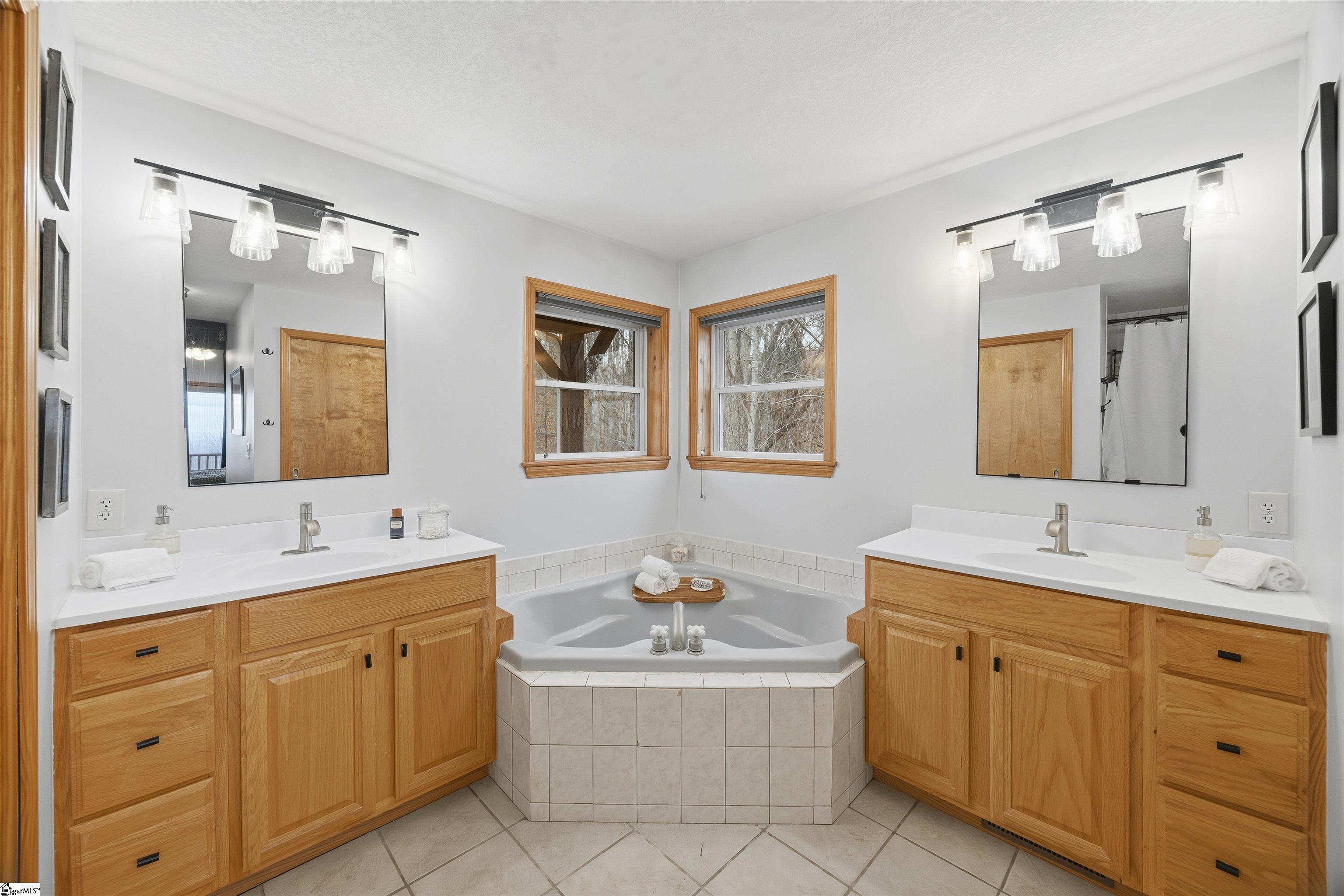 523 Upper Springs Road Pickens, SC 29671 - Photo 20 of 37 Gallery Image 20