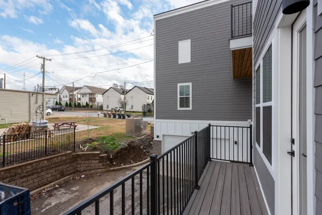 $3,205 | 714 41st Avenue North, Nashville, TN 37209