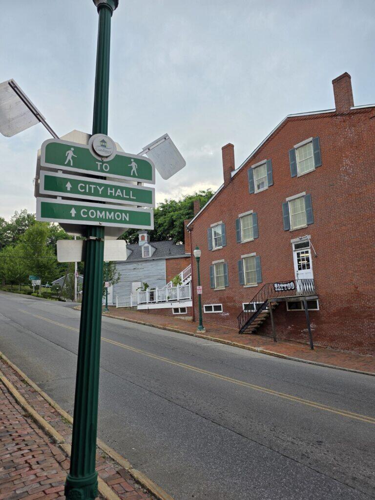 218 Water Street Gardiner, ME 04345 - Photo 10 of 59 218 Water St. 40