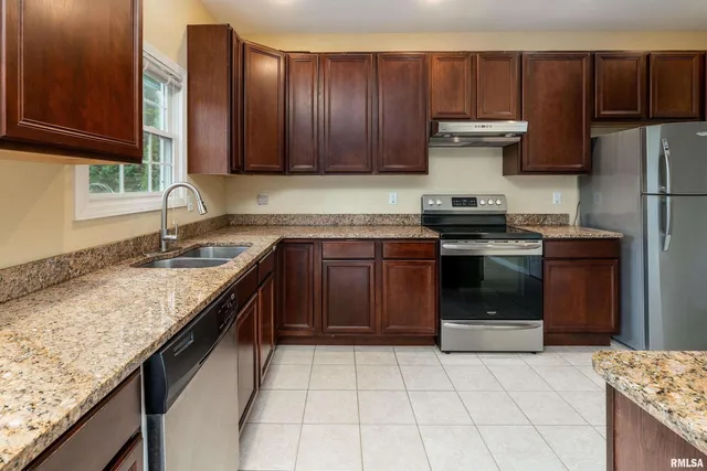 $422,500 | 141 Pump Station Road, Makanda, IL 62958