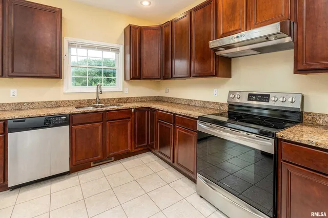 $422,500 | 141 Pump Station Road, Makanda, IL 62958