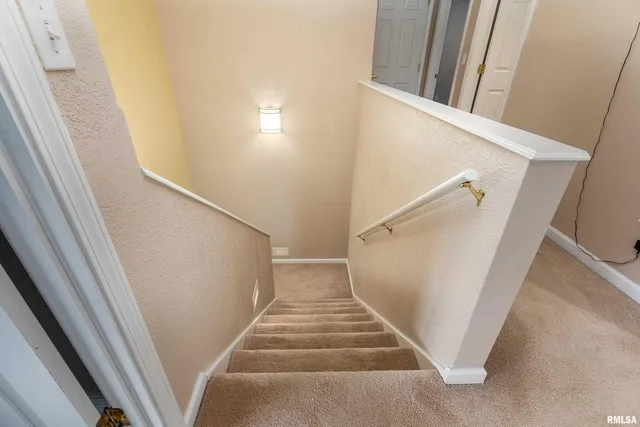 $422,500 | 141 Pump Station Road, Makanda, IL 62958