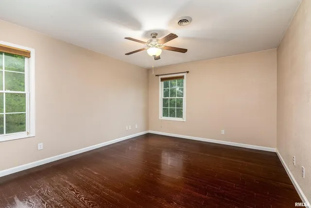 $422,500 | 141 Pump Station Road, Makanda, IL 62958