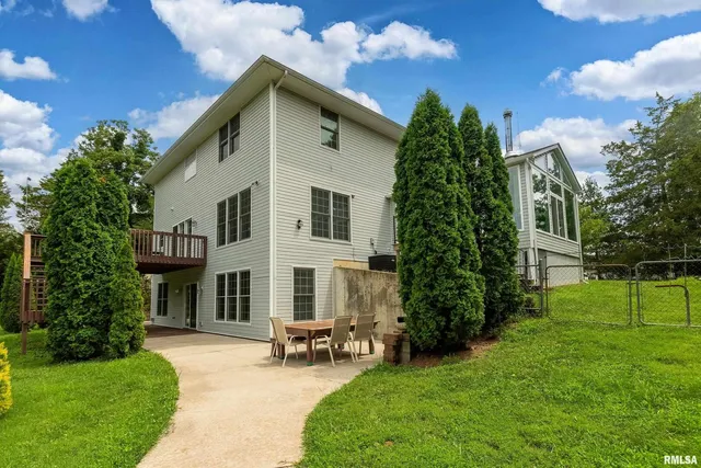 $422,500 | 141 Pump Station Road, Makanda, IL 62958