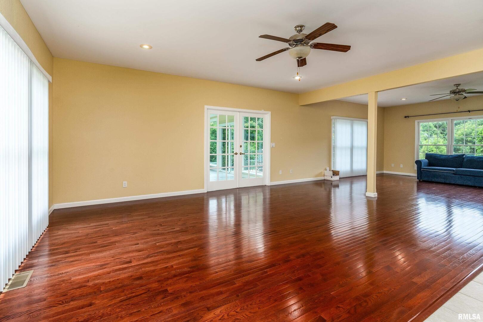 141 Pump Station Road Makanda, IL 62958 - Photo 6 of 59