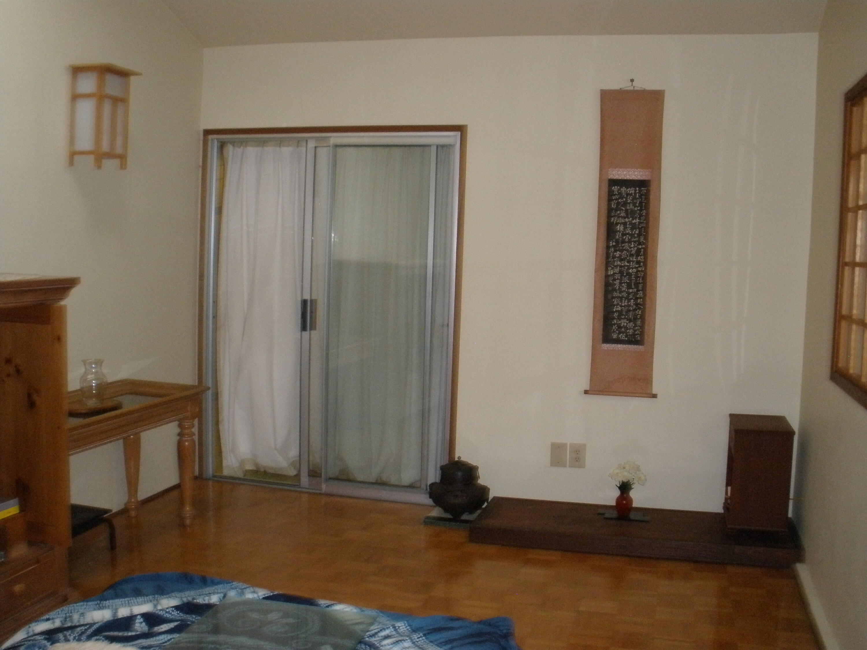 Could be the family room. Was used as a Japanese room. Vaulted ceiling.