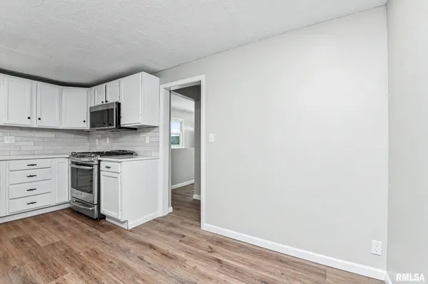 $230,000 | 200 Lilac Lane, East Peoria, IL 61611