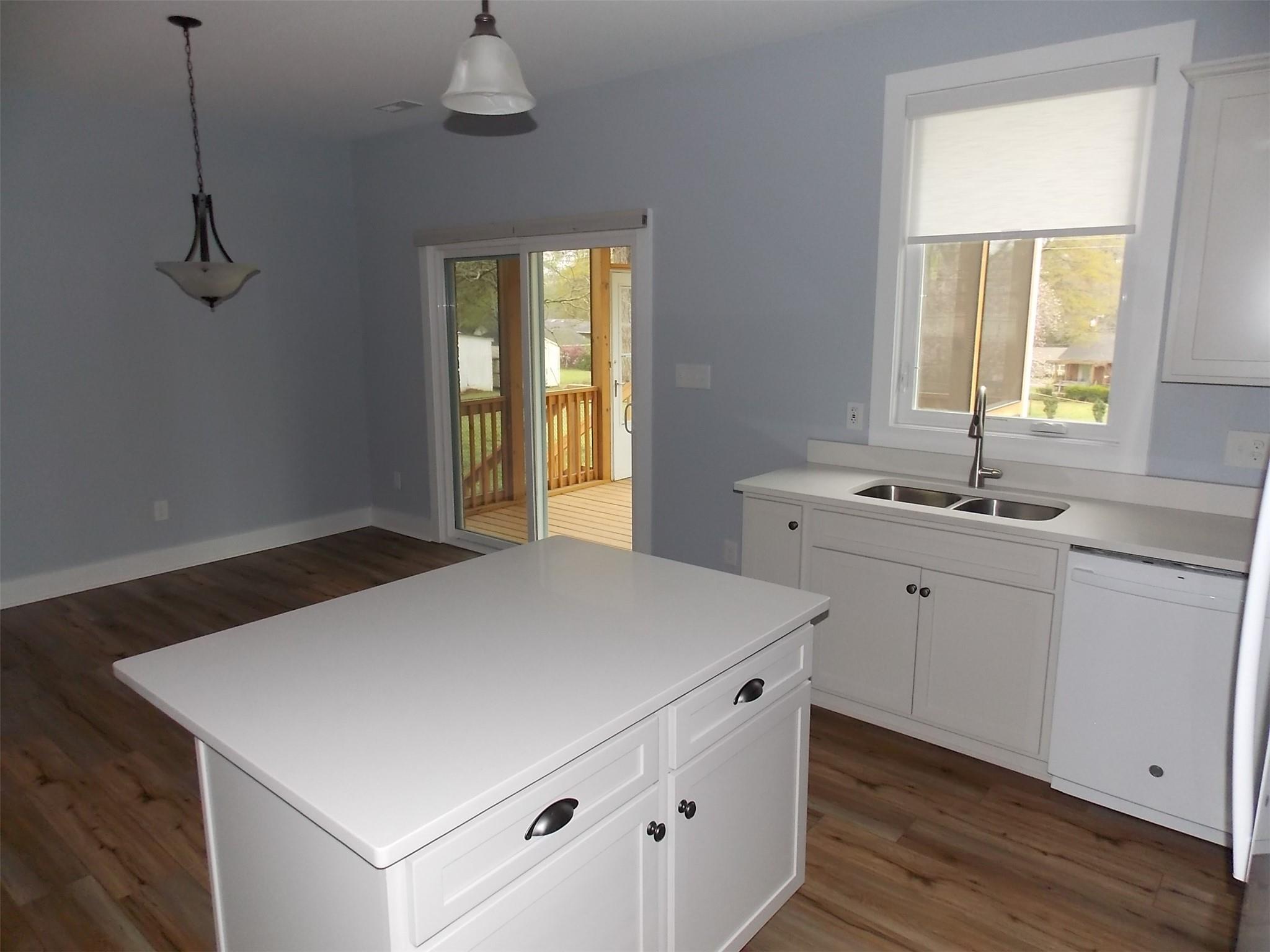 866 Cherry Road Rock Hill, SC 29732 - Photo 8 of 28 Gallery Image 8