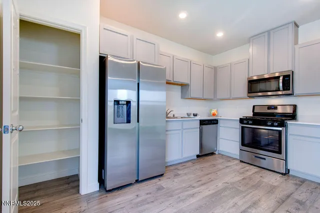 $2,500 | 604 Selene Moon Street, Reno, NV 89506