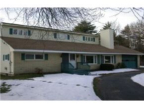 5 Davis Road Merrimack, NH 03054 - Photo 2 of 6