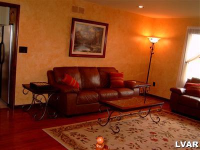 167 Butztown Road Bethlehem, PA 18020 - Photo 4 of 19 Gallery Image 4