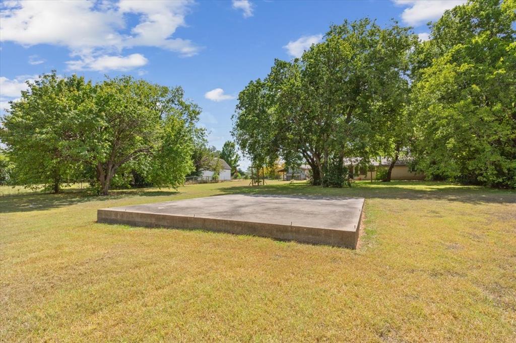 901 South Old Temple Road Lorena, TX 76655 - Photo 33 of 35 Gallery Image 33