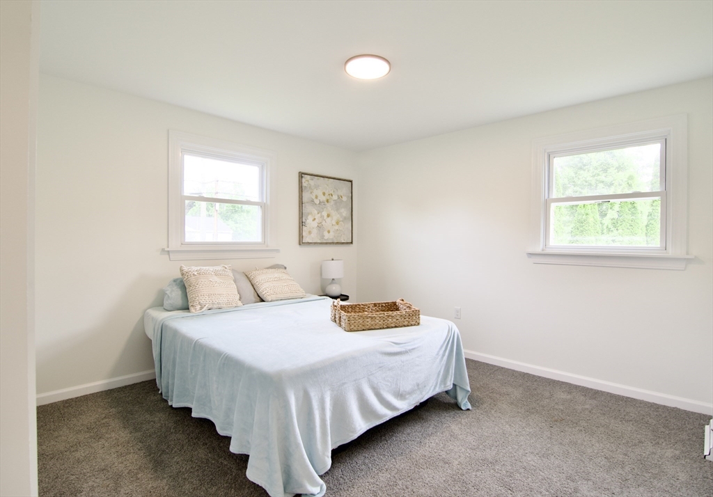 464 Poole Street Ludlow, MA 01056 - Photo 19 of 40