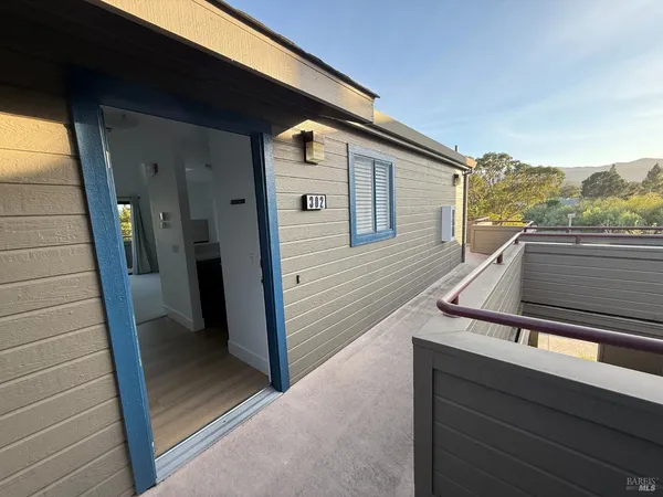 $349,000 | 302 Mariner Way, Novato, CA 94945