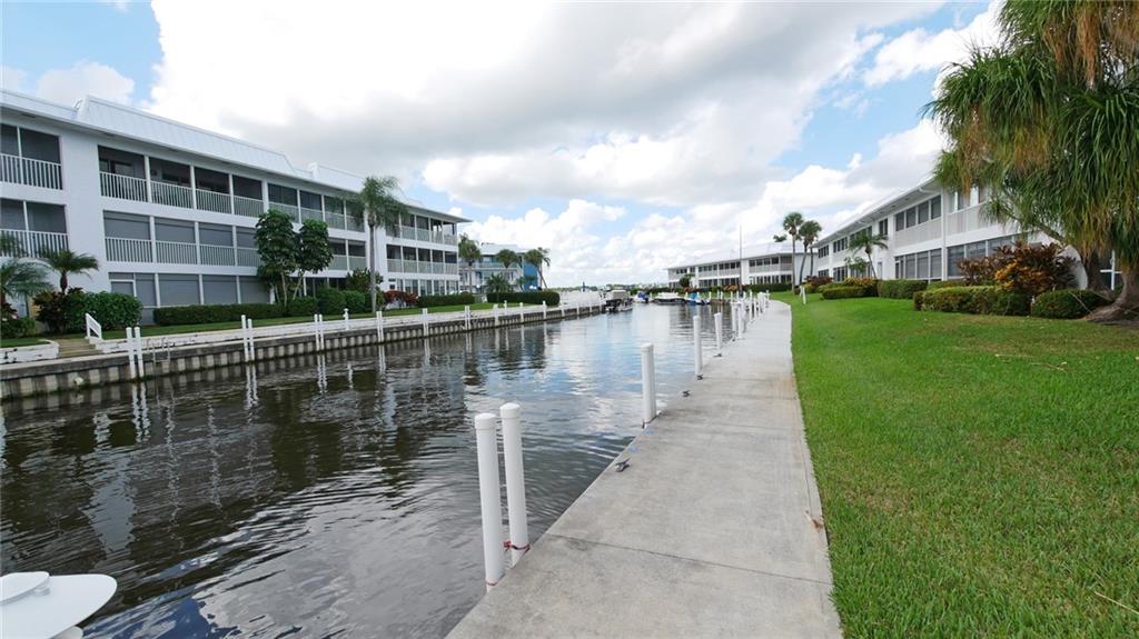 1852 Southwest Palm City Road, Unit 5104 Stuart, FL 34994 - Photo 21 of 36