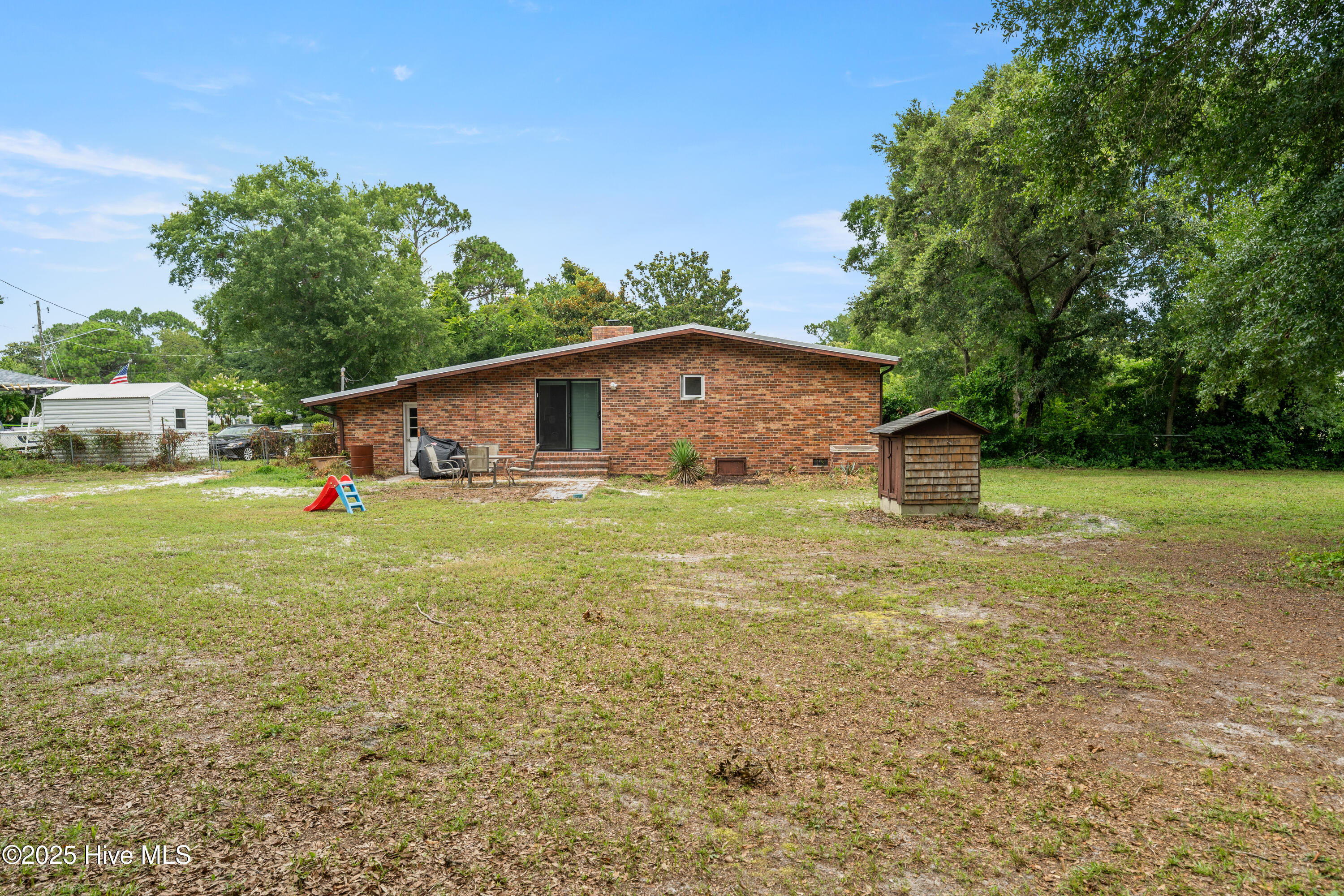 250 2 Chopt Road Wilmington, NC 28405 - Photo 4 of 26 250TwoChoptRd-23
