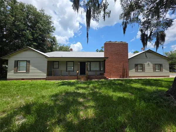 $2,100 | 2104 Crill Avenue, Unit A, Palatka, FL 32177