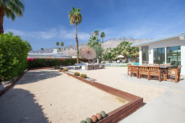 $4,000 | 2007 East Andreas Road, Palm Springs, CA 92262