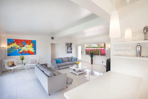 $4,000 | 2007 East Andreas Road, Palm Springs, CA 92262