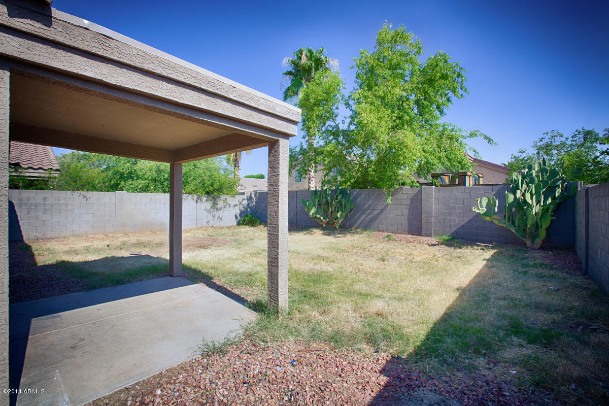 13034 West Redfield Road El Mirage, AZ 85335 - Photo 11 of 11 Covered Patio