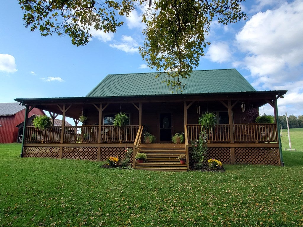 1447 Old Ebenezer Road Marion, VA 24354 - Photo 8 of 73 Gallery Image 8