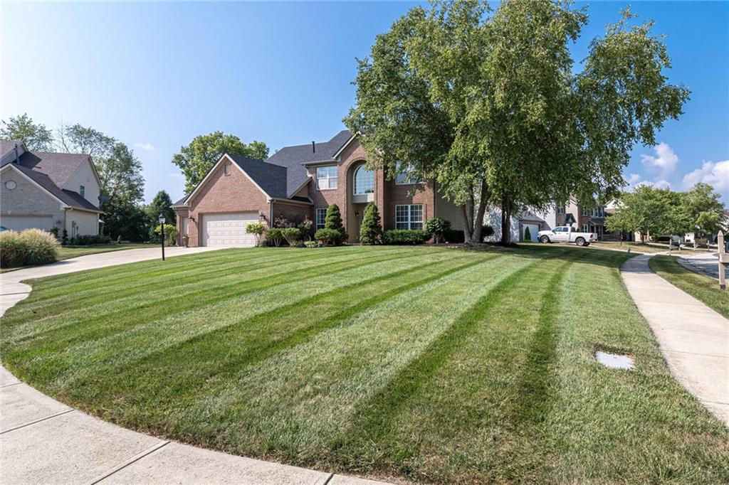 10505 Hawks Ridge Court Fishers, IN 46037 - Photo 2 of 37 Gallery Image 2