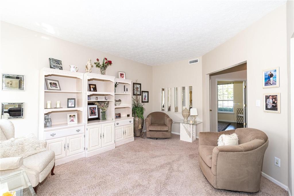 10505 Hawks Ridge Court Fishers, IN 46037 - Photo 11 of 37 Gallery Image 11
