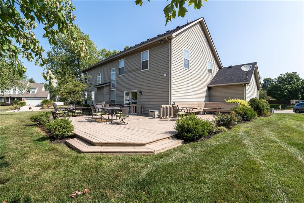 10505 Hawks Ridge Court Fishers, IN 46037 - Photo 36 of 37 Gallery Image 36
