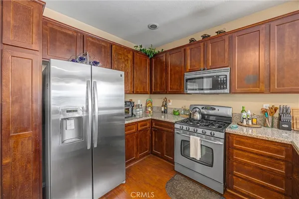 $459,999 | 14975 South Highland Avenue, Unit 1, Fontana, CA 92336