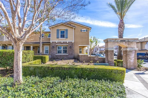 $459,999 | 14975 South Highland Avenue, Unit 1, Fontana, CA 92336