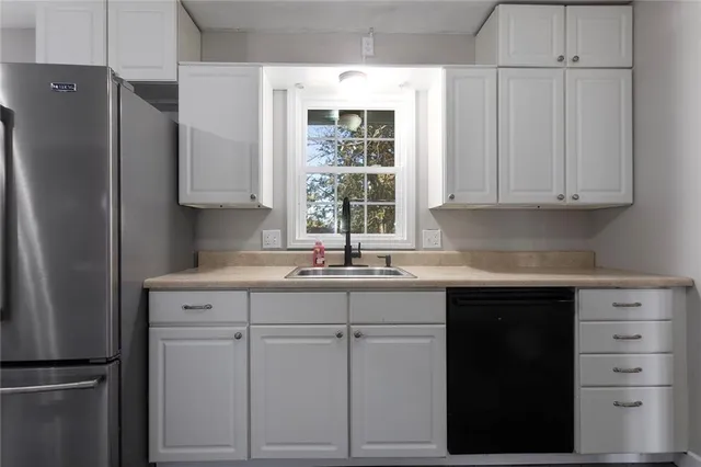 $230,000 | 106 Helen Street, Excelsior Springs, MO 64024