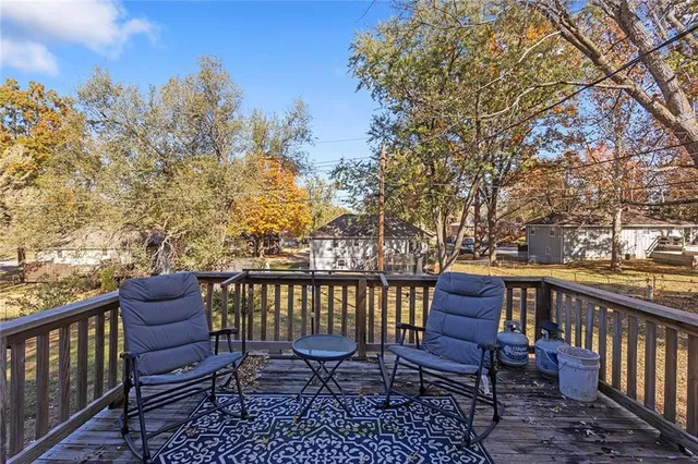 $230,000 | 106 Helen Street, Excelsior Springs, MO 64024