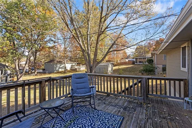 $230,000 | 106 Helen Street, Excelsior Springs, MO 64024