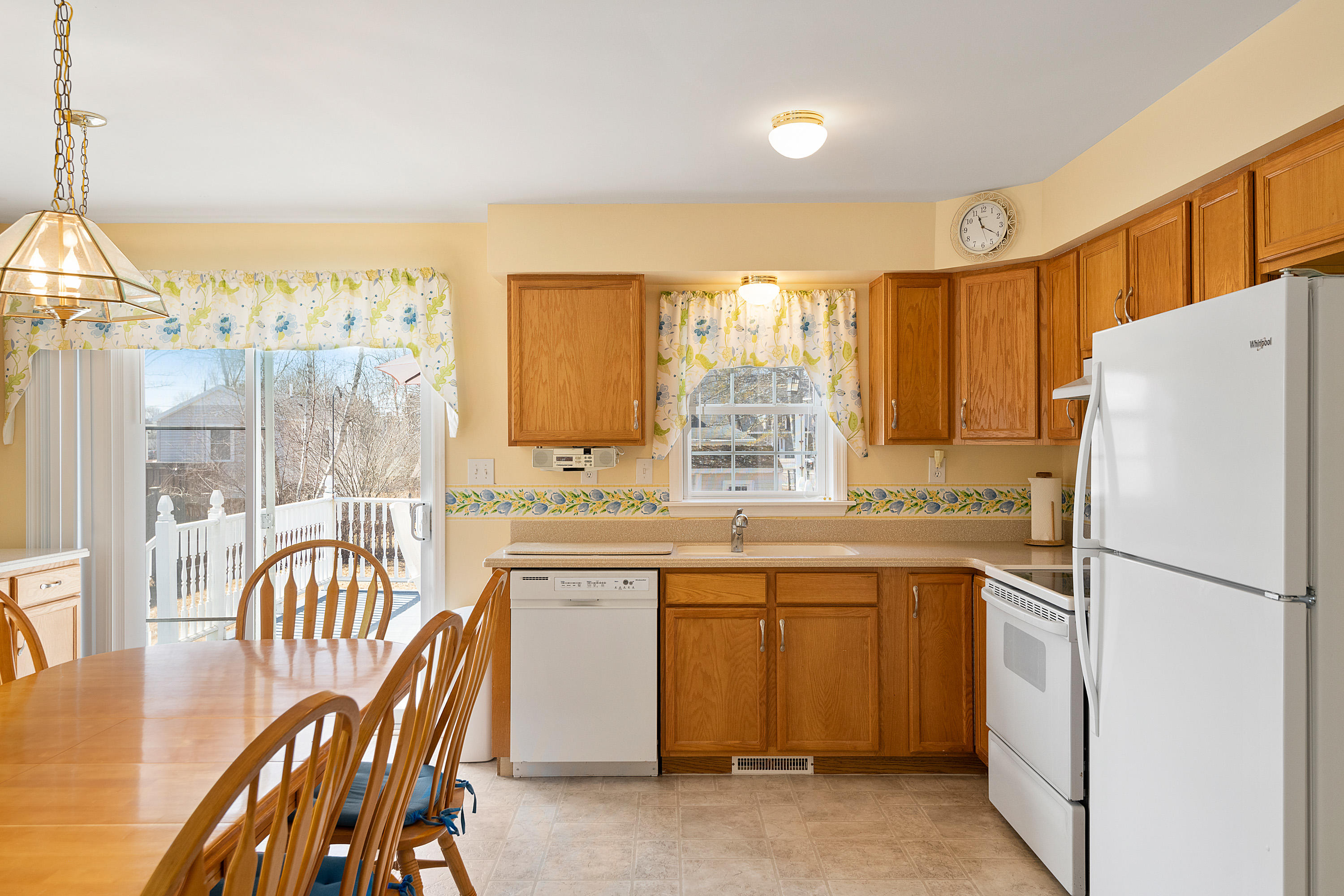 437 Drakes Island Road Wells, ME 04090 - Photo 21 of 36 Kitchen