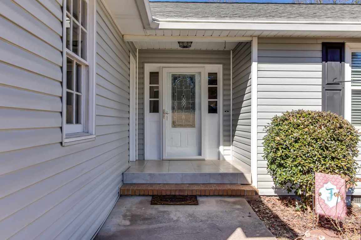 1152 Cartee Road Anderson, SC 29625 - Photo 2 of 30