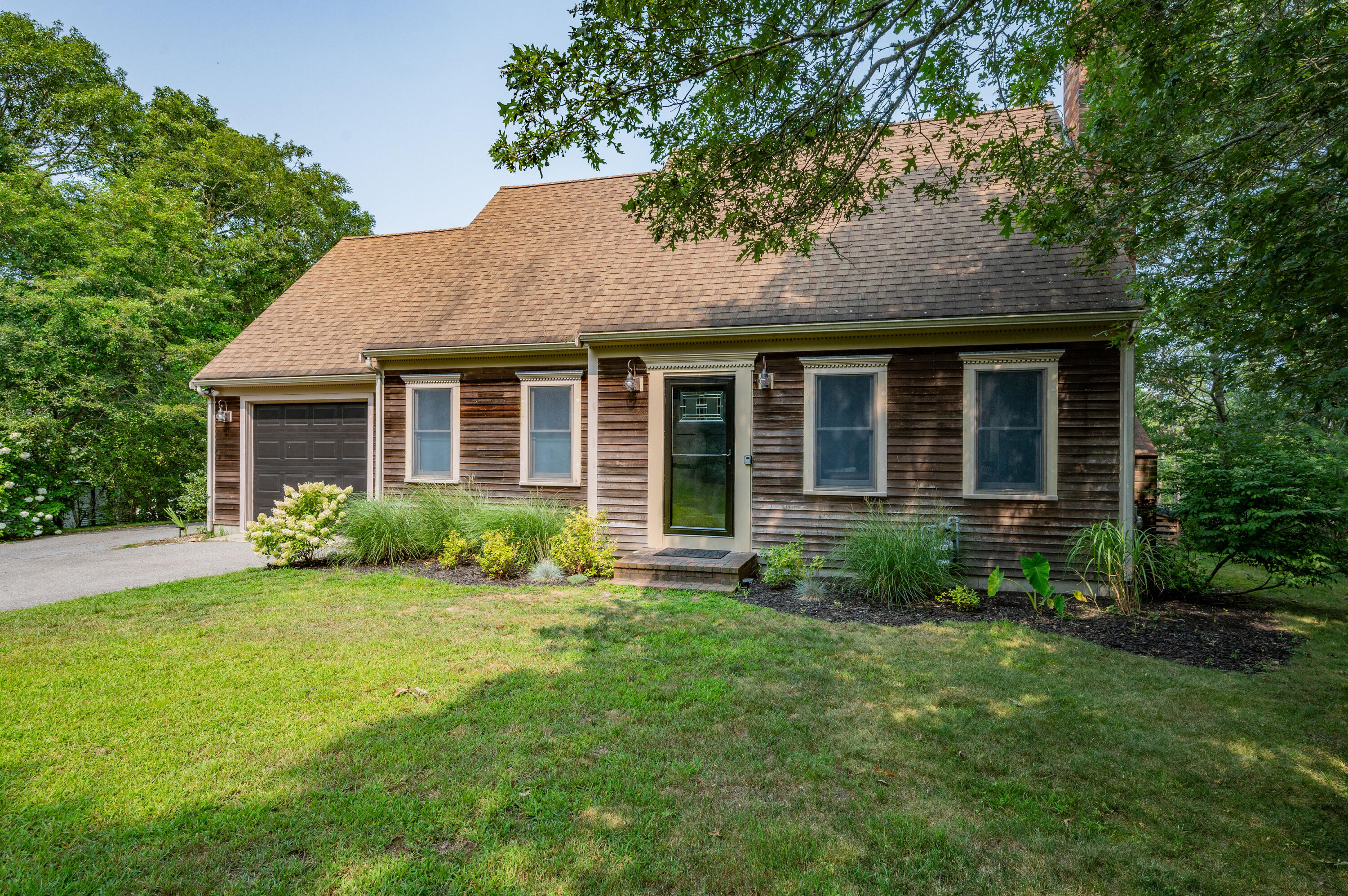 222 Setucket Road Dennis, MA 02660 - Photo 2 of 44 IMG_1906