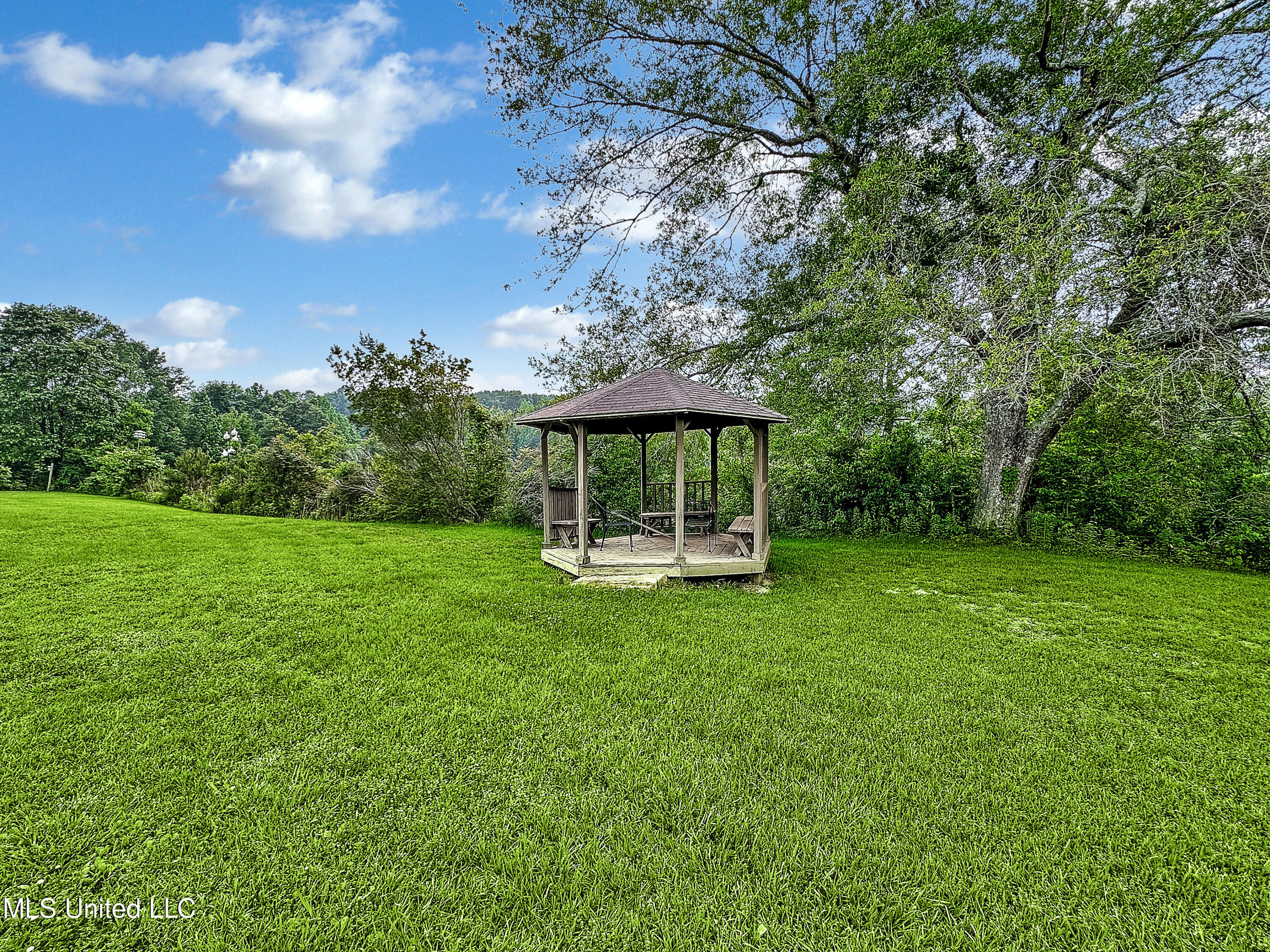 2405 Wells Road Raymond, MS 39154 - Photo 42 of 53 86f1ea439112976c9921b41a3f1fa9f6259738d8