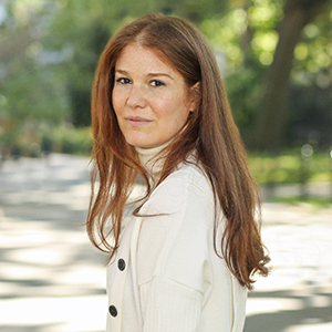 Headshot of Lindsay Nichols