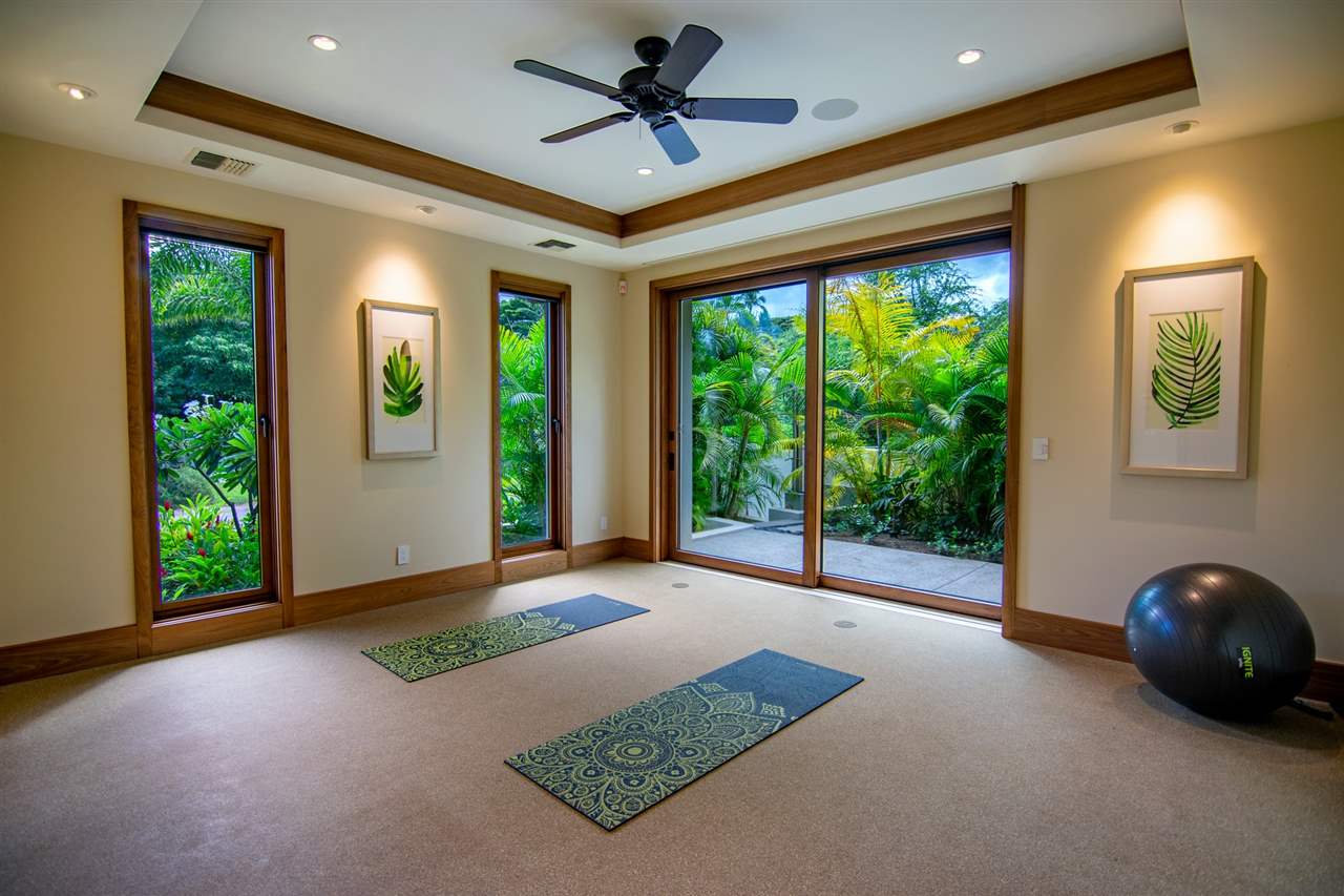 Instant Checkmate CEO Buys Hawaii Home $24.6M | Lipstick Alley