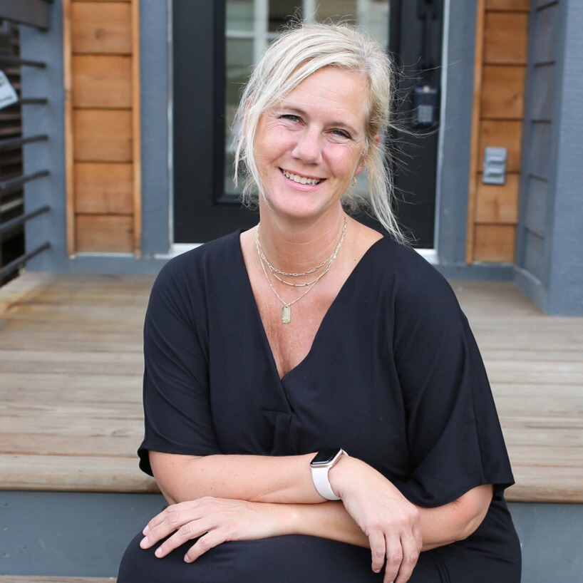 Lisa Phillips, Real Estate Agent Compass