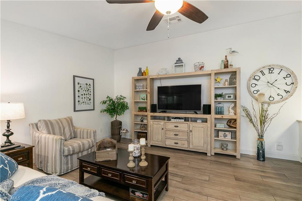 5639 Foxlake Drive North Fort Myers, FL 33917 - Photo 3 of 32