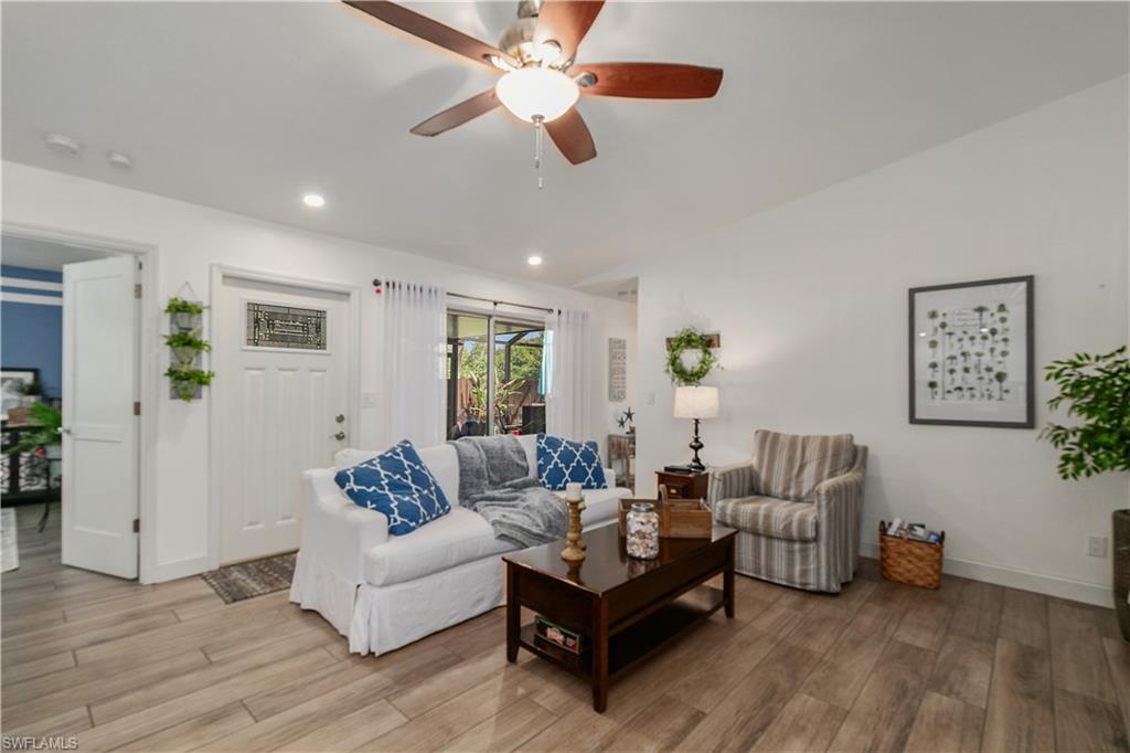 5639 Foxlake Drive North Fort Myers, FL 33917 - Photo 9 of 32