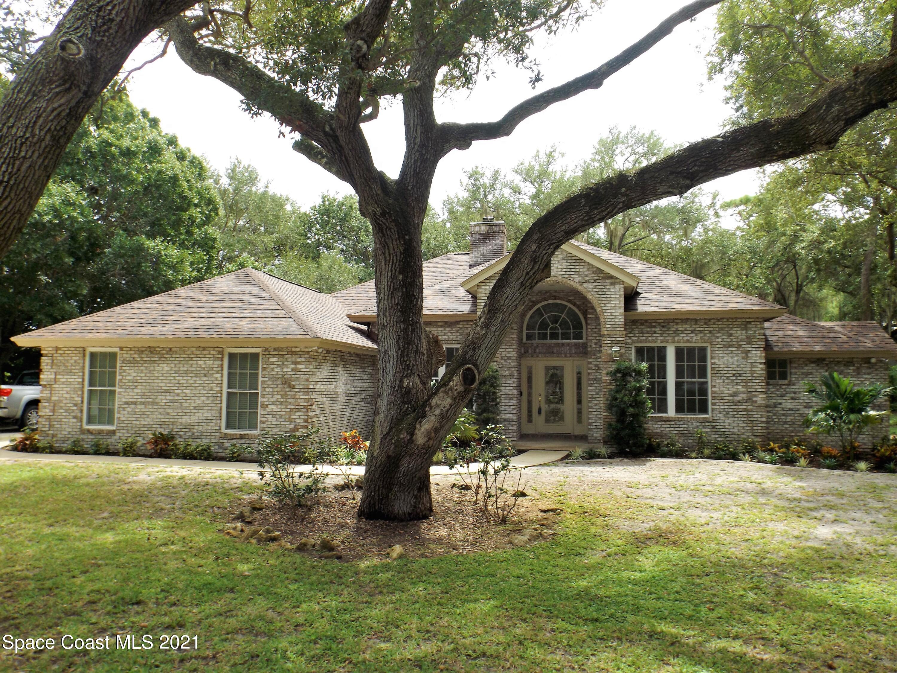 1005 OLD PARSONAGE DR