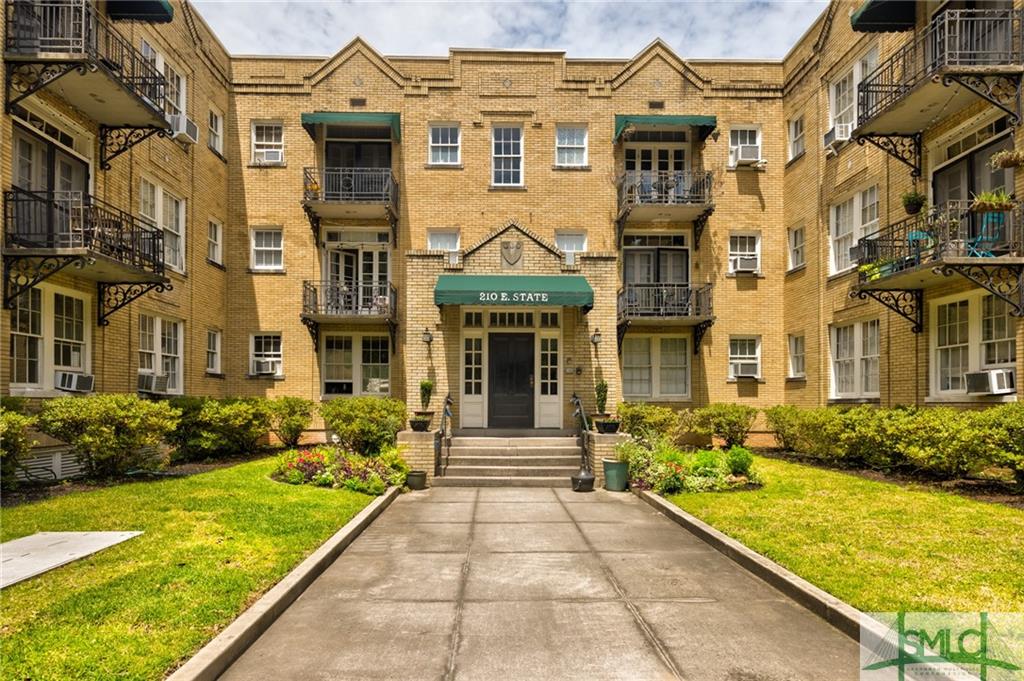 210 East State Street Unit 17 Savannah Ga 31401 Compass