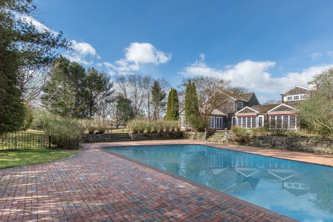 773 Ocean Road Bridgehampton, NY 11932 - Photo 2 of 11