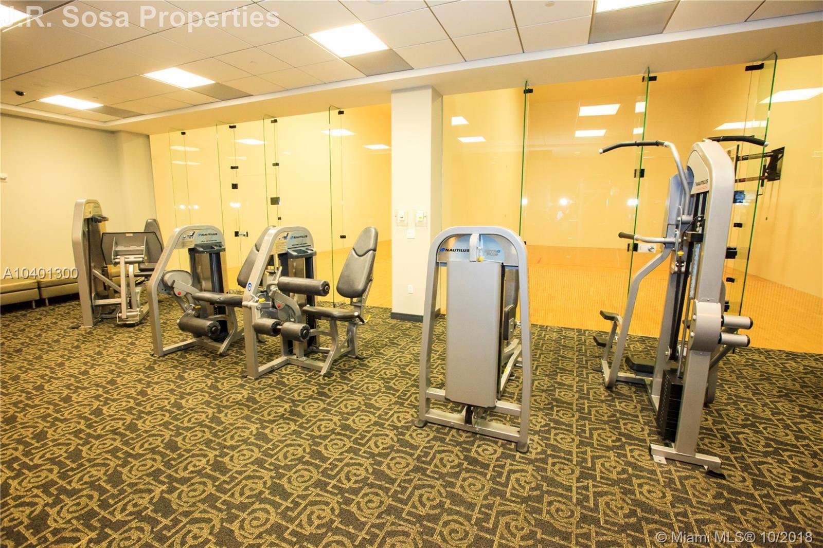 901 Brickell Key Boulevard, Unit 1005 Miami, FL 33131 - Photo 31 of 41