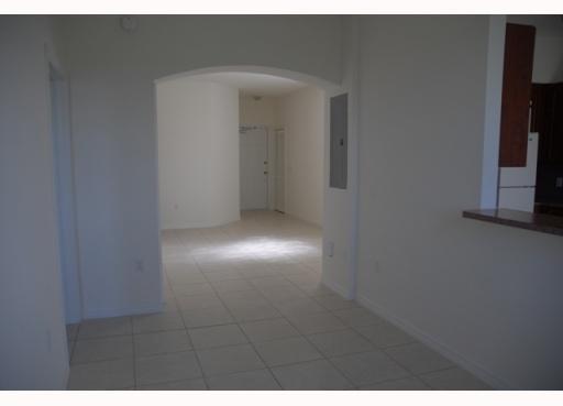 3585 Northeast 5th Street, Unit 101 Homestead, FL 33033 - Photo 3 of 15