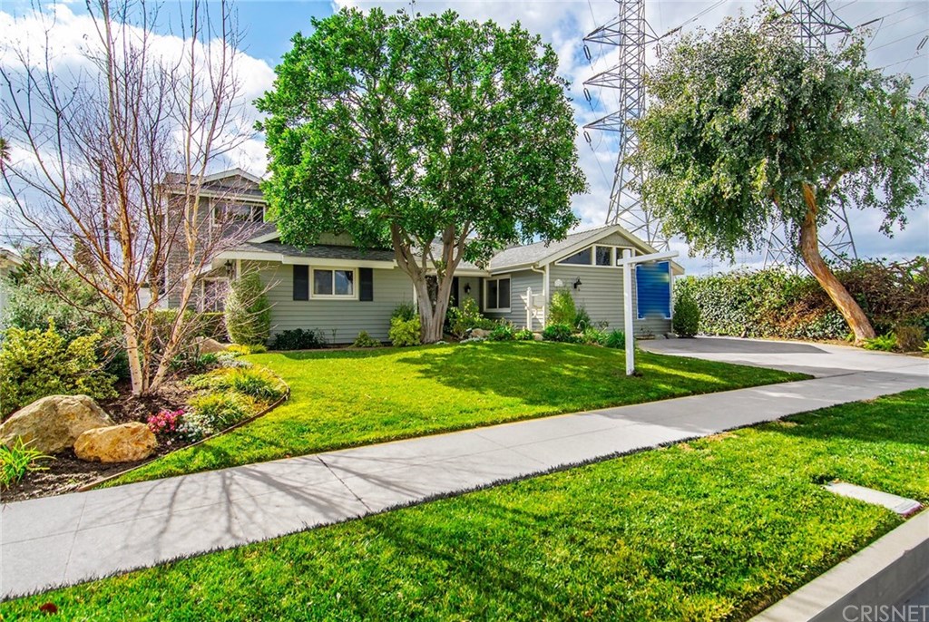 11361 Gaviota Avenue Granada Hills, CA 91344 - Photo 3 of 33